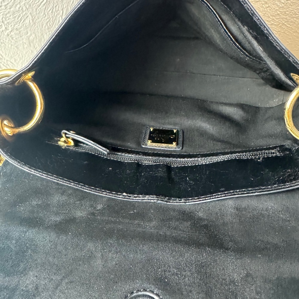 Milly Black Leather and Suede Shoulder Bag Gold Hardware Logo Charm - Picture 8 of 10